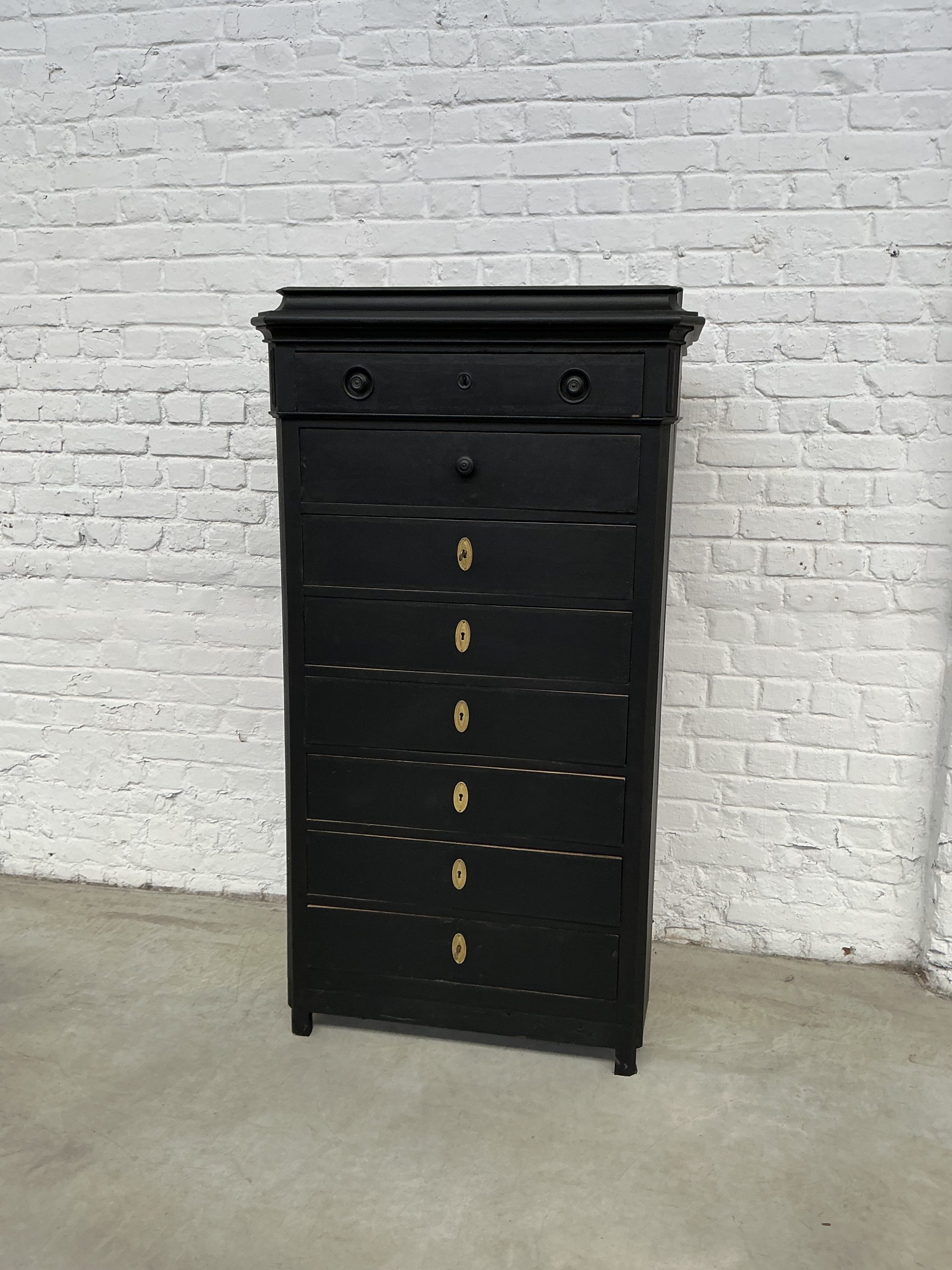 Chiffonnier ancien